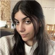 Soy estudiante de segundo de bachillerato. Tengo dos certificados de ingles en la universidad de Cambridge con nivel B1 de Inglés. Soy flexible con otras asignaturas